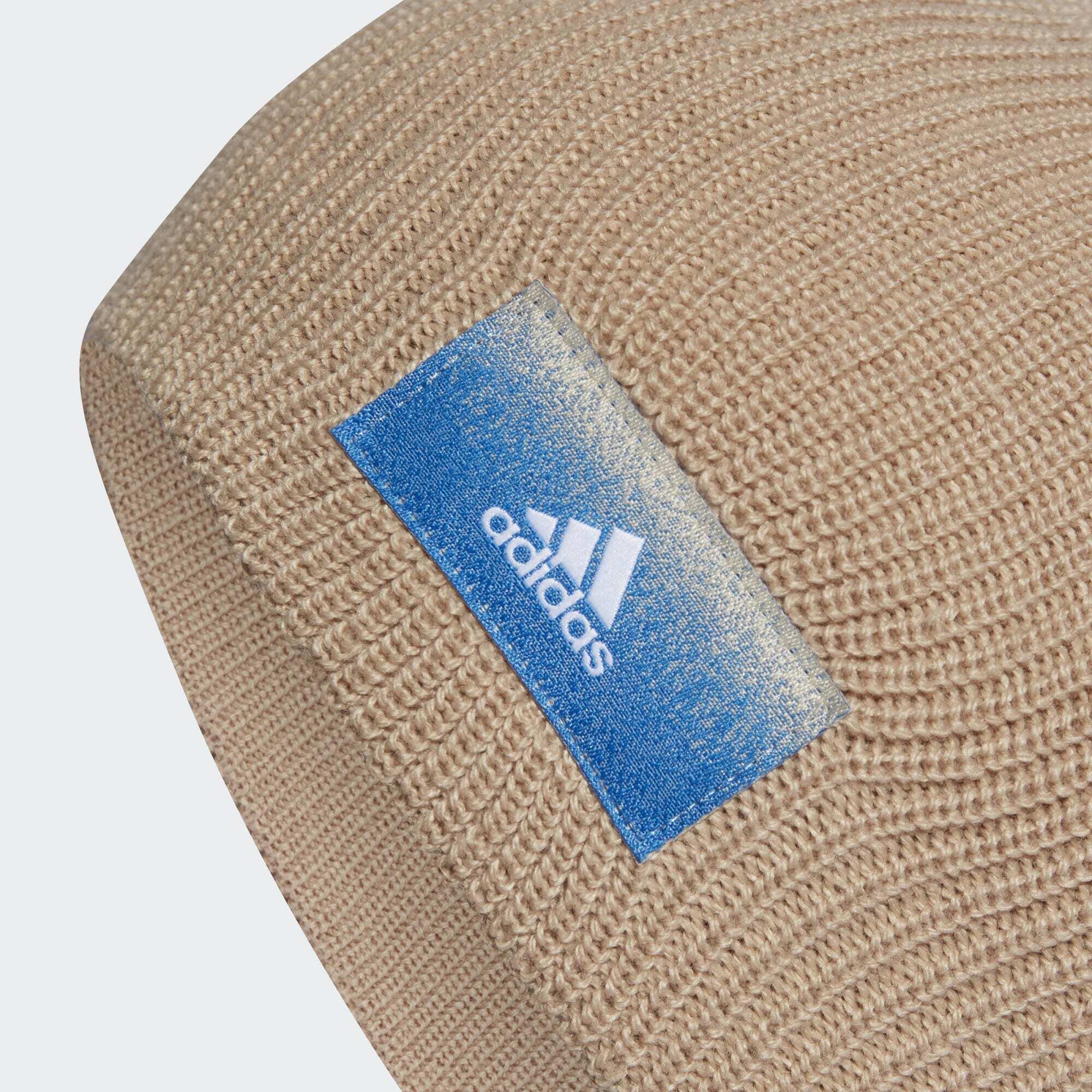 Gorro Essentials 3/5