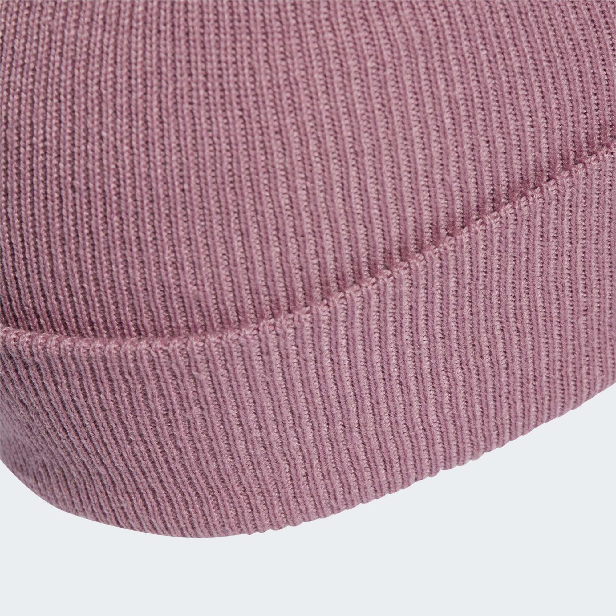 Logo hat