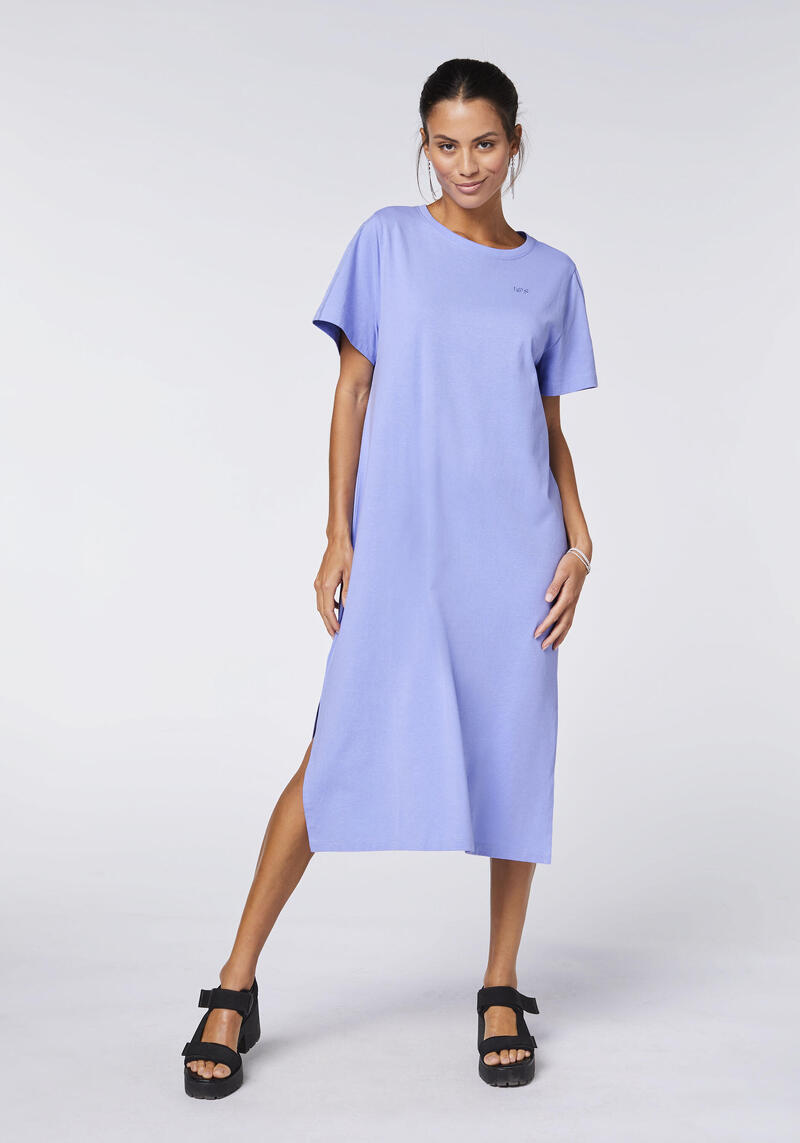 Jerseykleid in feminin-legerer Shirt-Silhouette