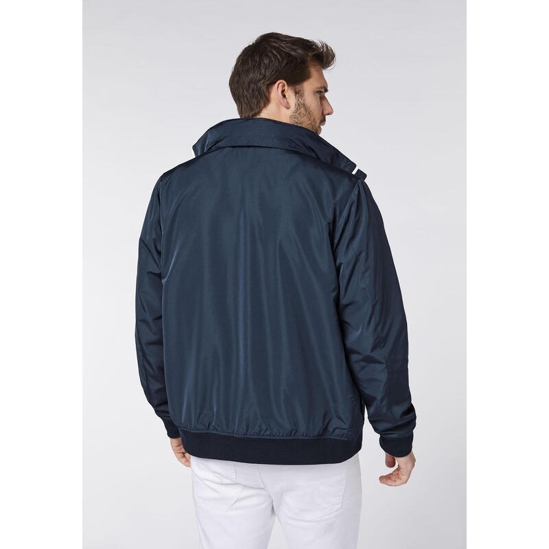 Blouson mit integrierter Kapuze