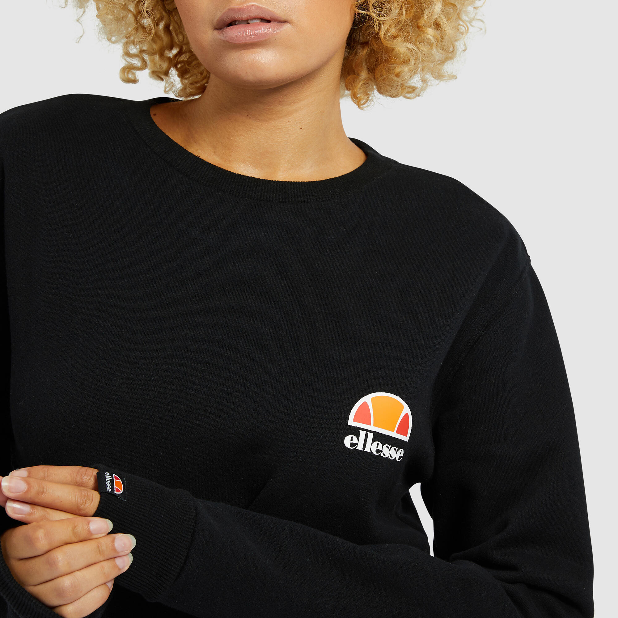 Sweat Ellesse modèle SGC07484-011 pour femmes 3/5