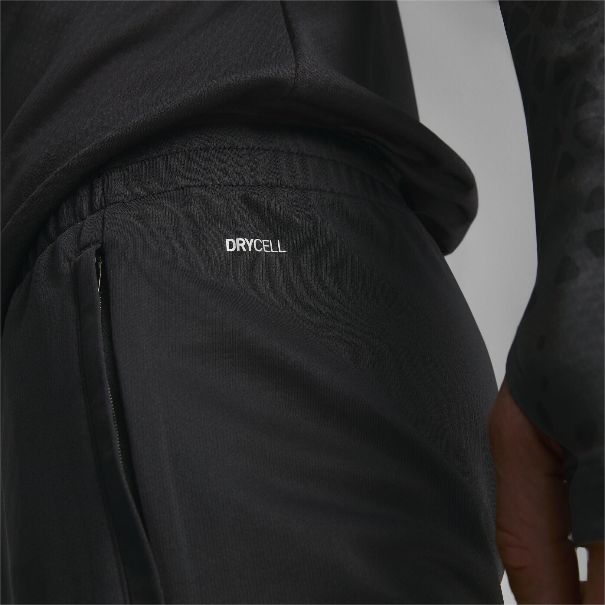 individualCUP Fußball Trainingsshorts Herren PUMA Black Fast Yellow 5/7