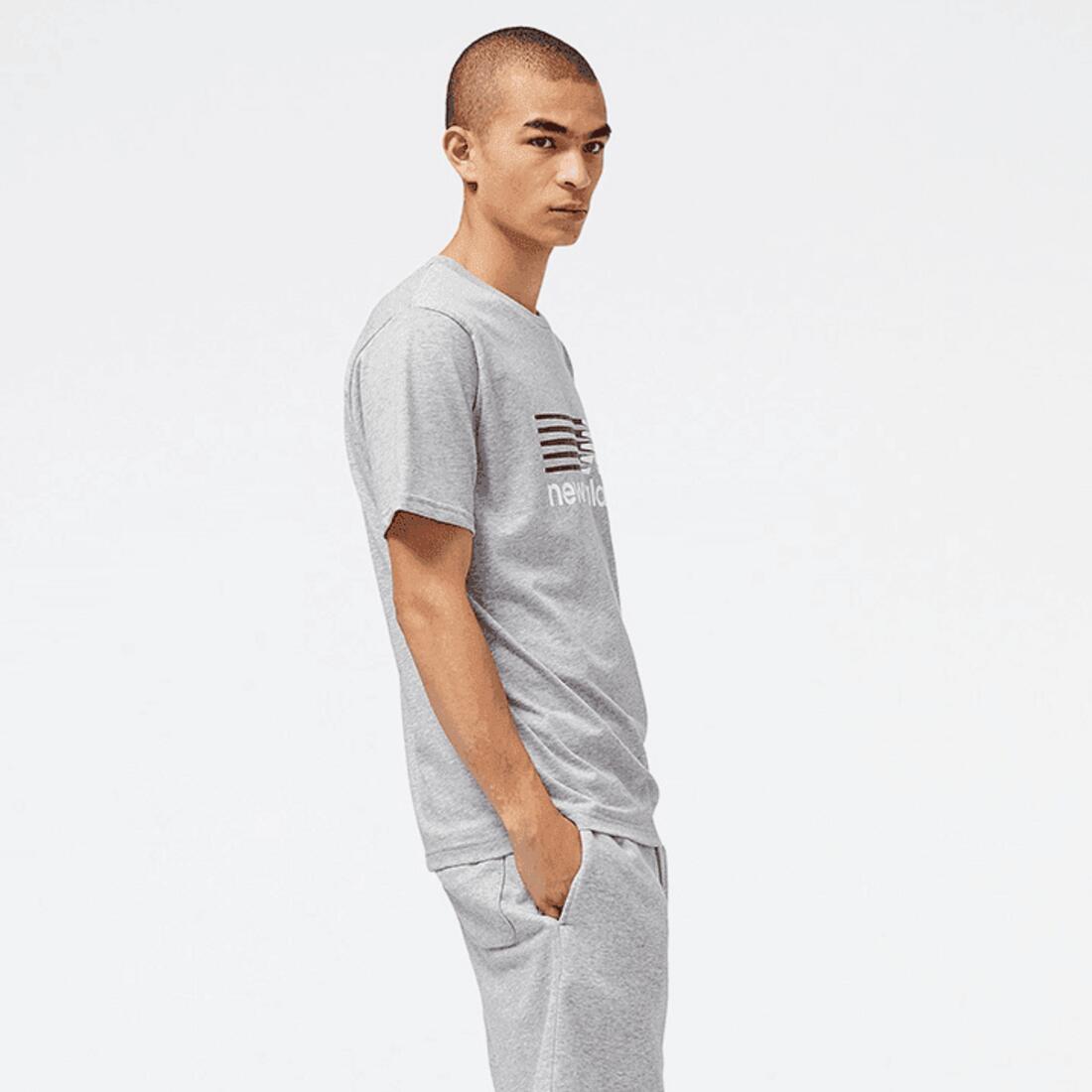 New Balance Core Plus Graphic T-shirt Grijs voor Heren 3/4