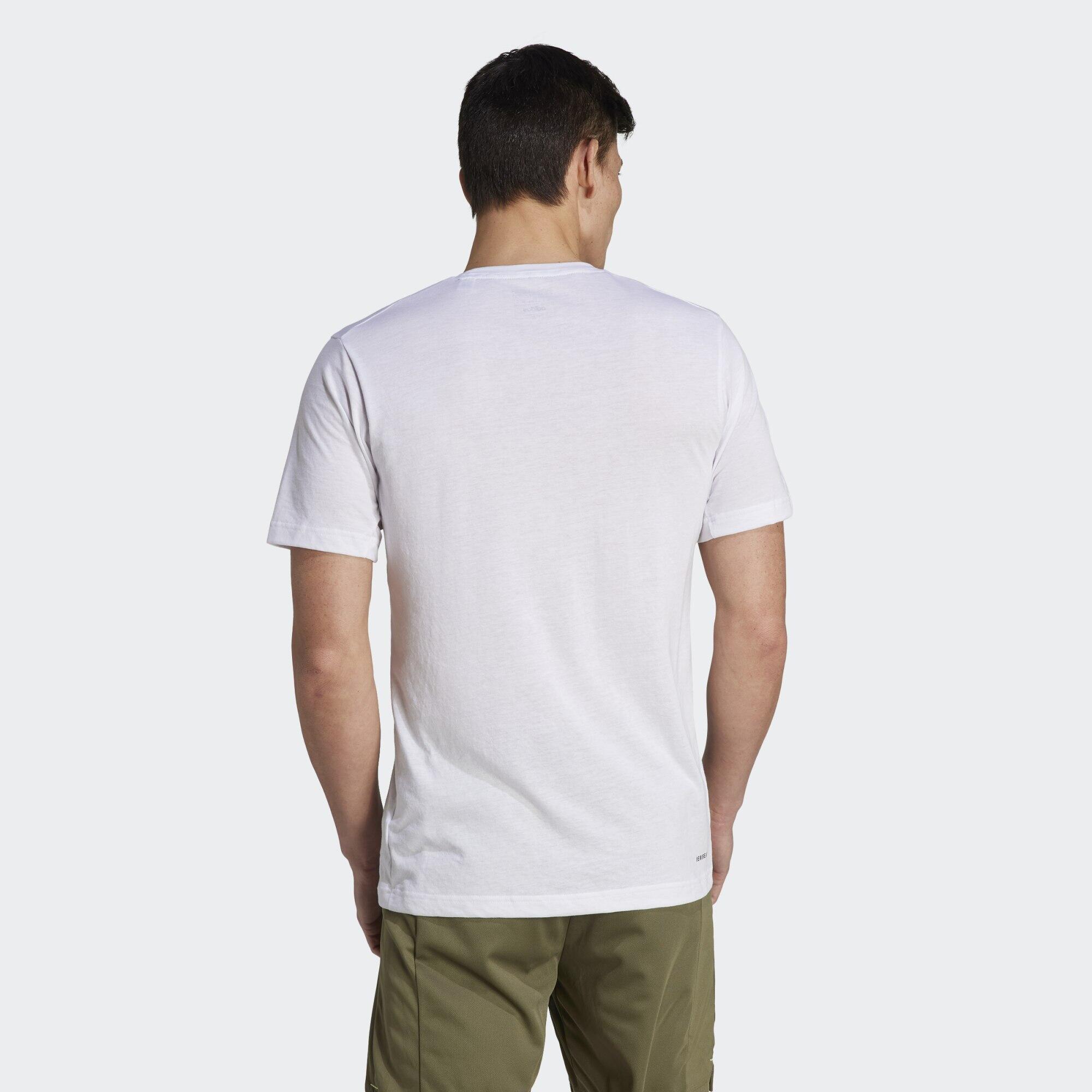 Train Essentials Seasonal Training Graphic T-shirt 3/5