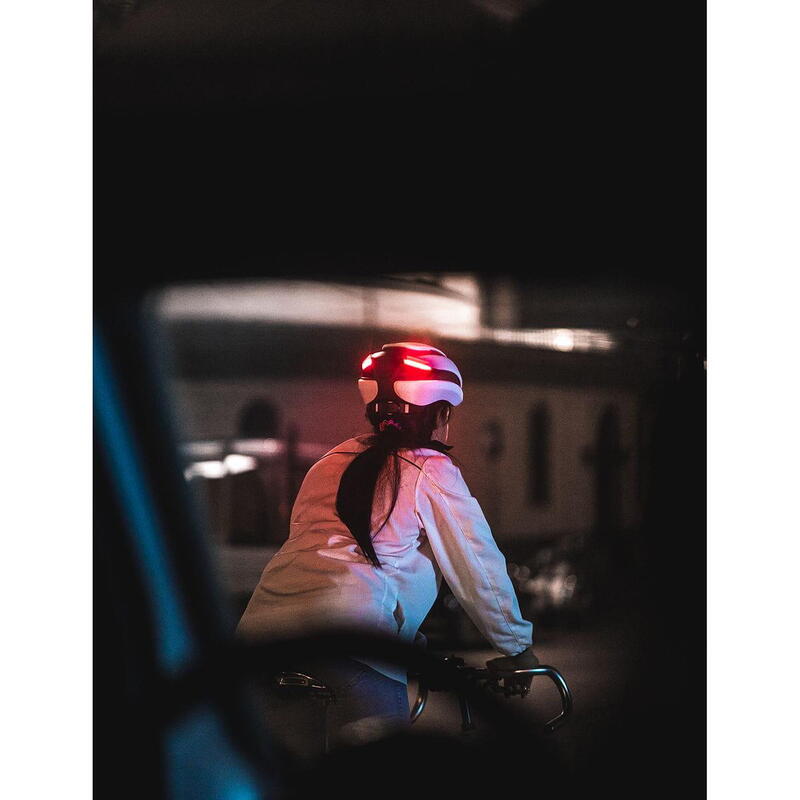 Casque de vélo éclairage intégré "Ultra" Lumos