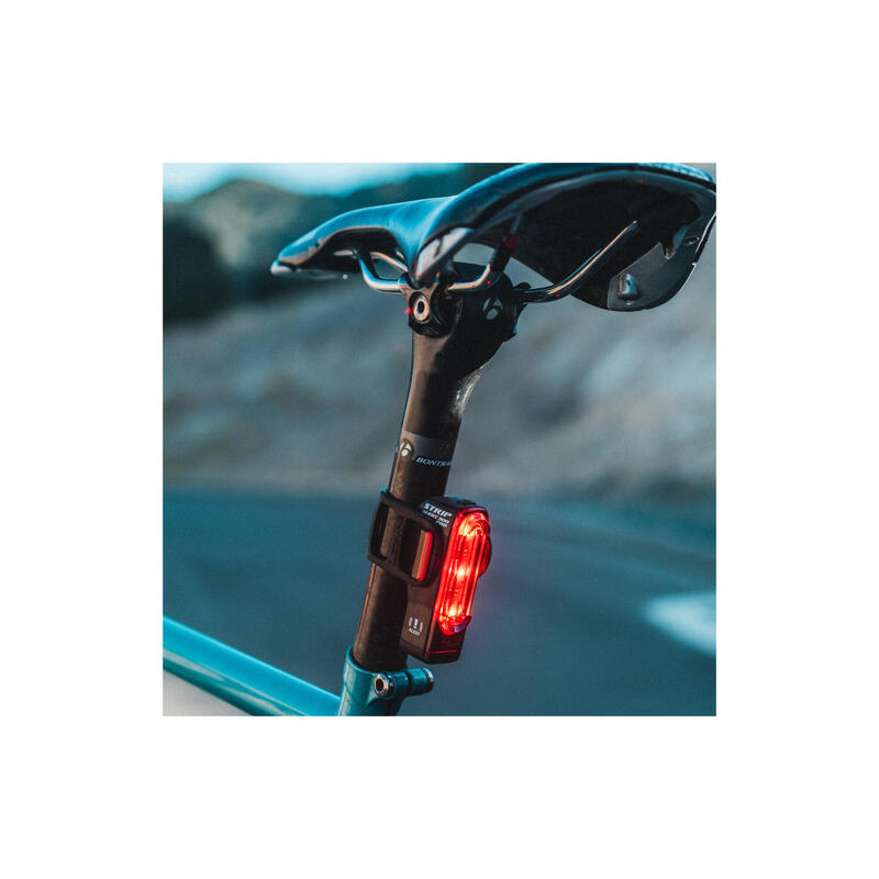 Lumière arrière & lumière de freinage Strip Pro Alert Drive 300 lumens - noir
