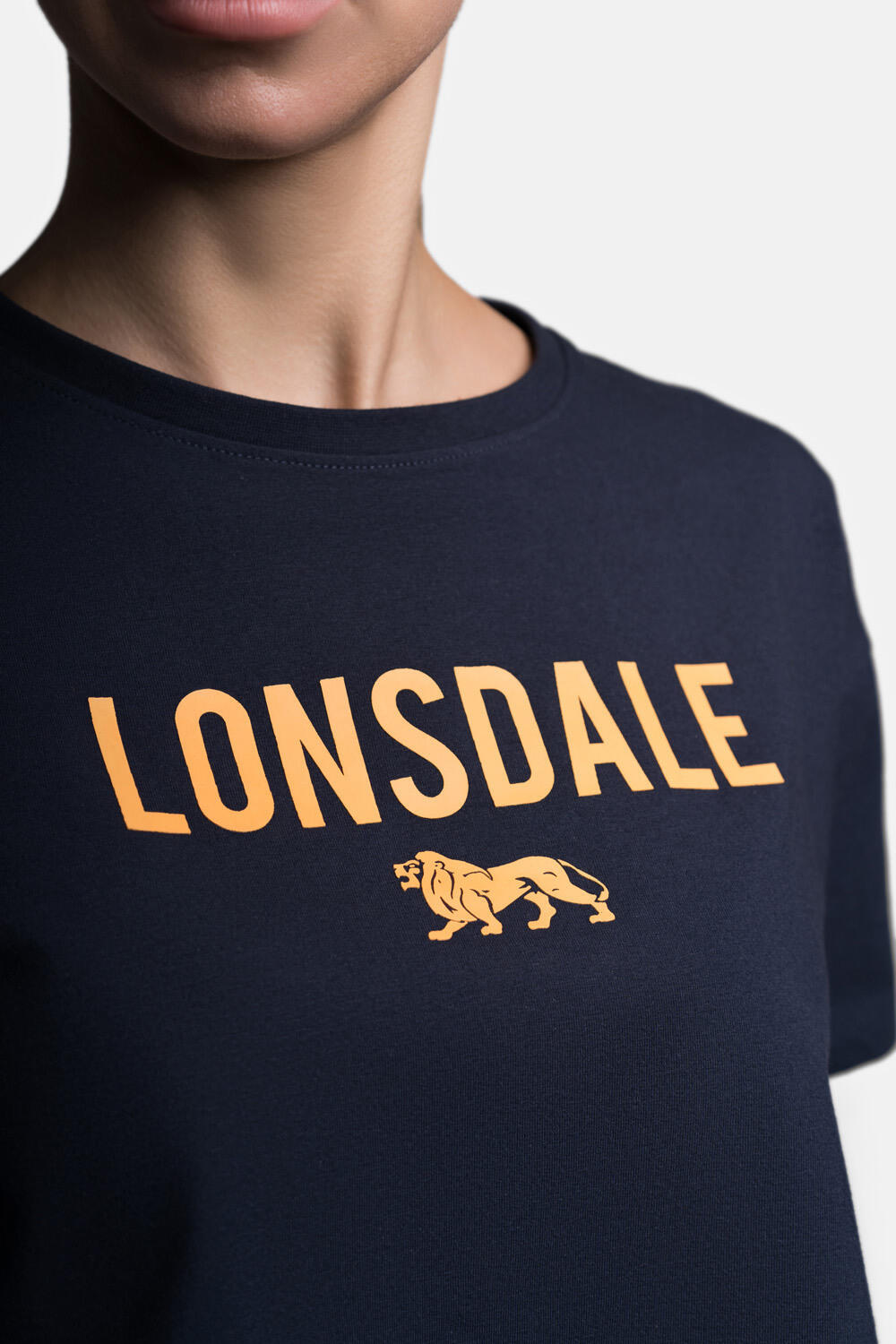 Camiseta de mujer Lonsdale Moira, corta y oversize 5/6