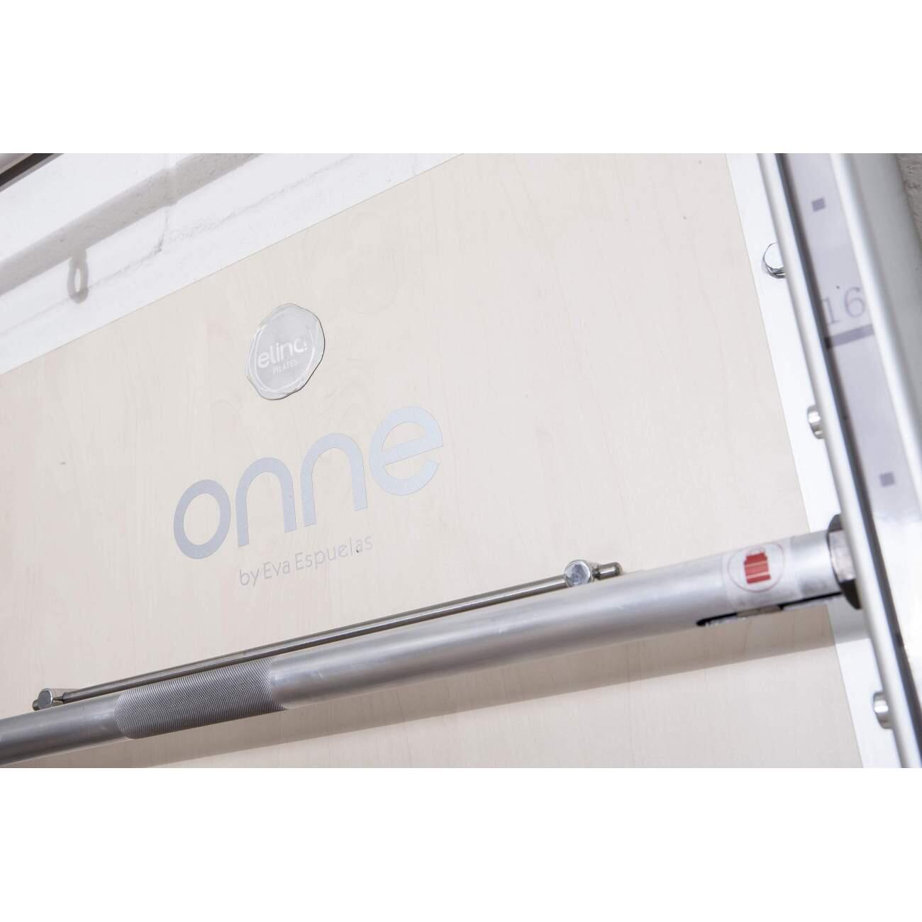 Unidad de Pared de Pilates Elina Pilates Wall Board ONNE ® Negro Básico 2/2