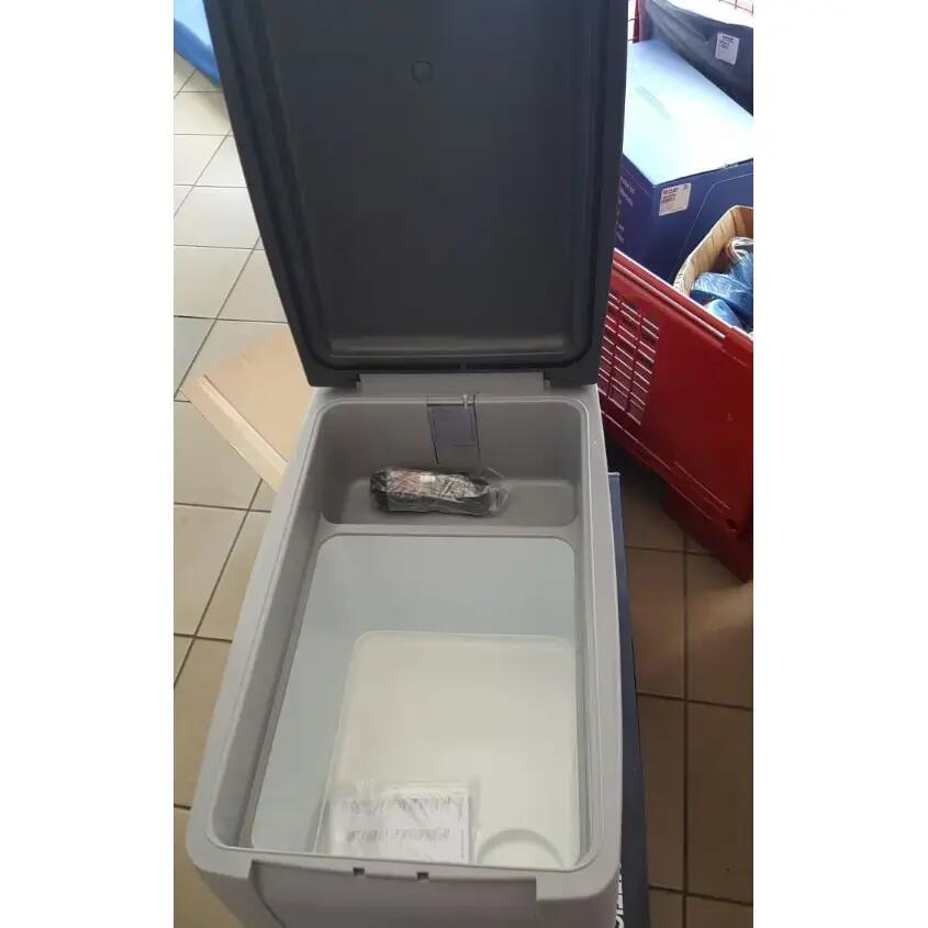 Frigider auto cu compresor CDF 36 CoolFreeze de 31L, 12/24V - Waeco/Dometic 4/6