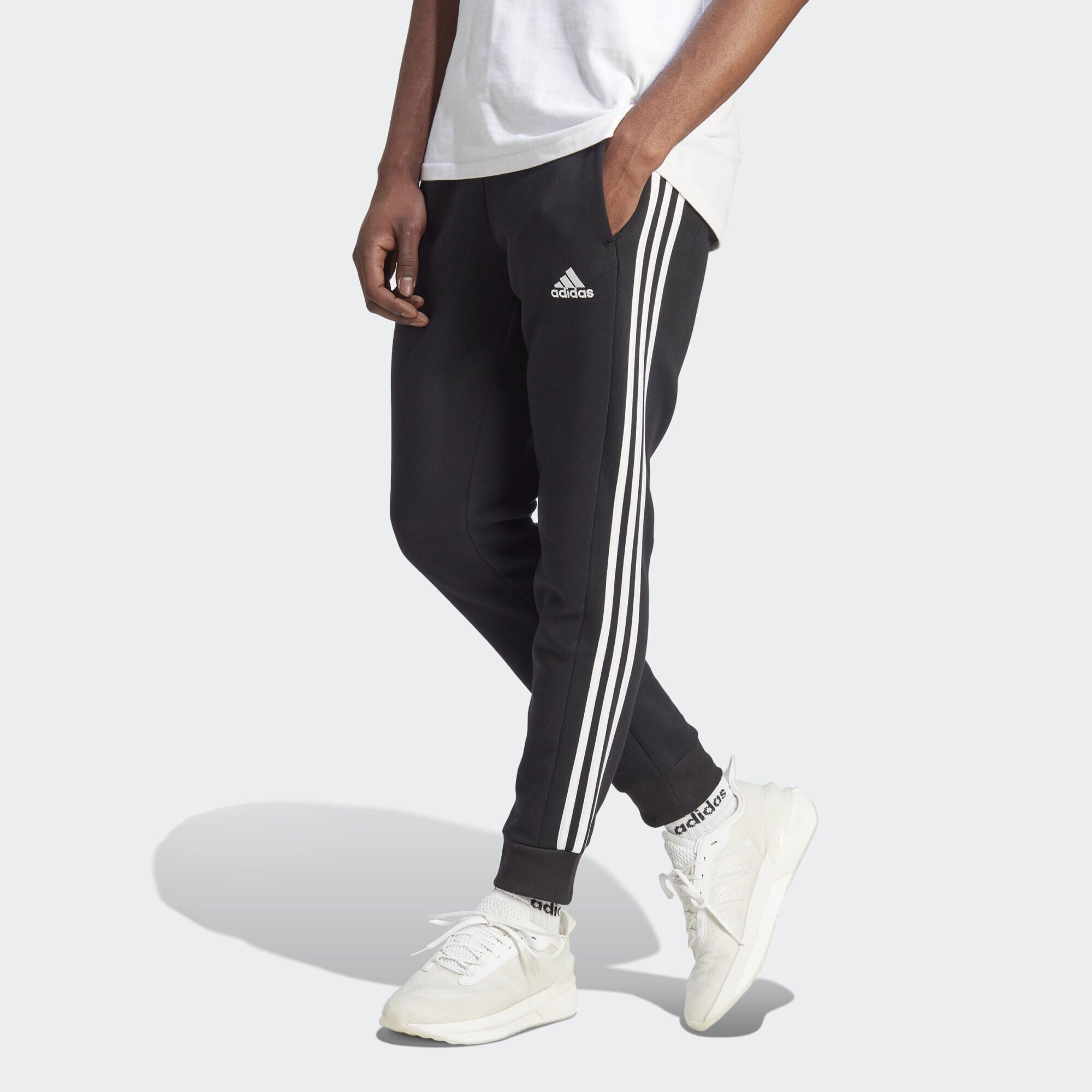 Essentials Fleece 3-Stripes Tapered Cuff Pants 1/5