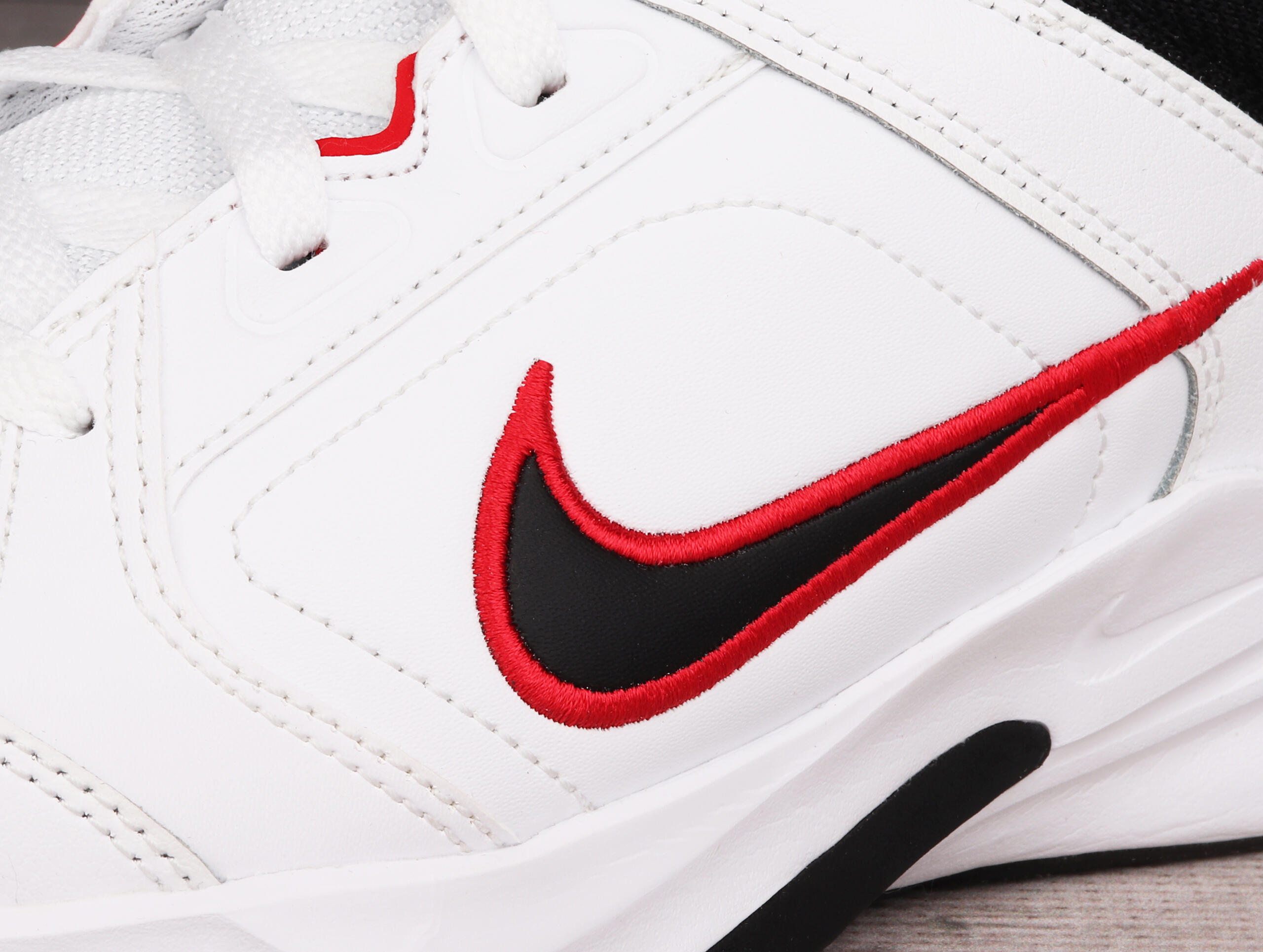 Zapatillas Nike modelo Defy All Day para hombre 6/7