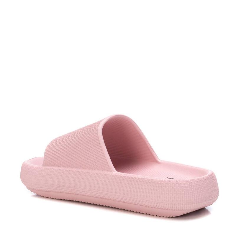 Pantof sport Xti din piele neagră