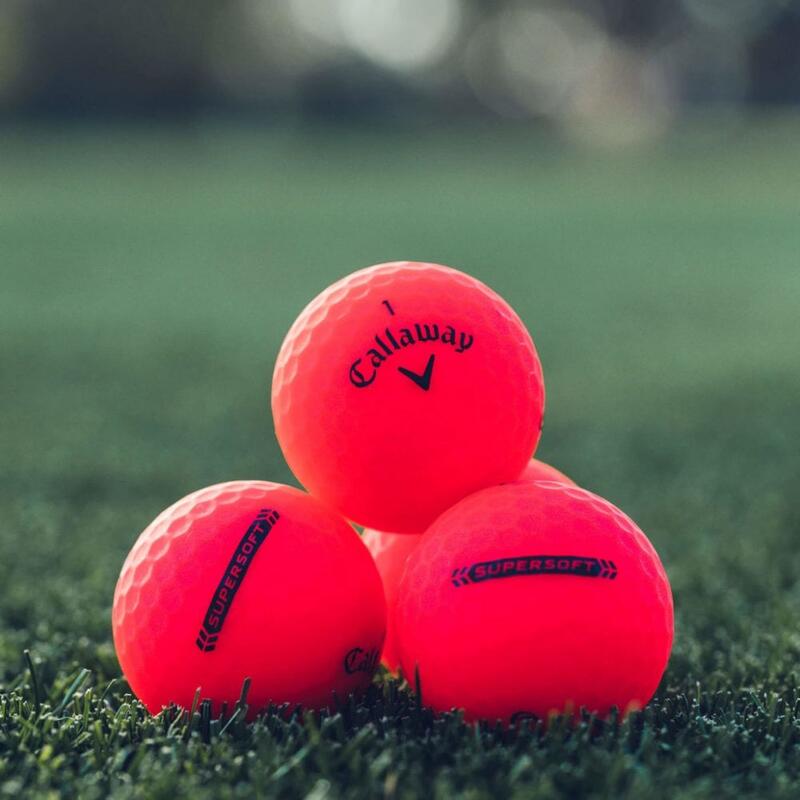 Boite de 12 Balles de Golf Callaway Supersoft Rouge New