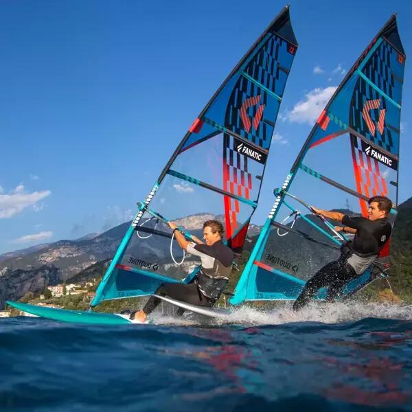 Deska Windsurfingowa Fanatic Blast LTD FOIL 2022 147 l