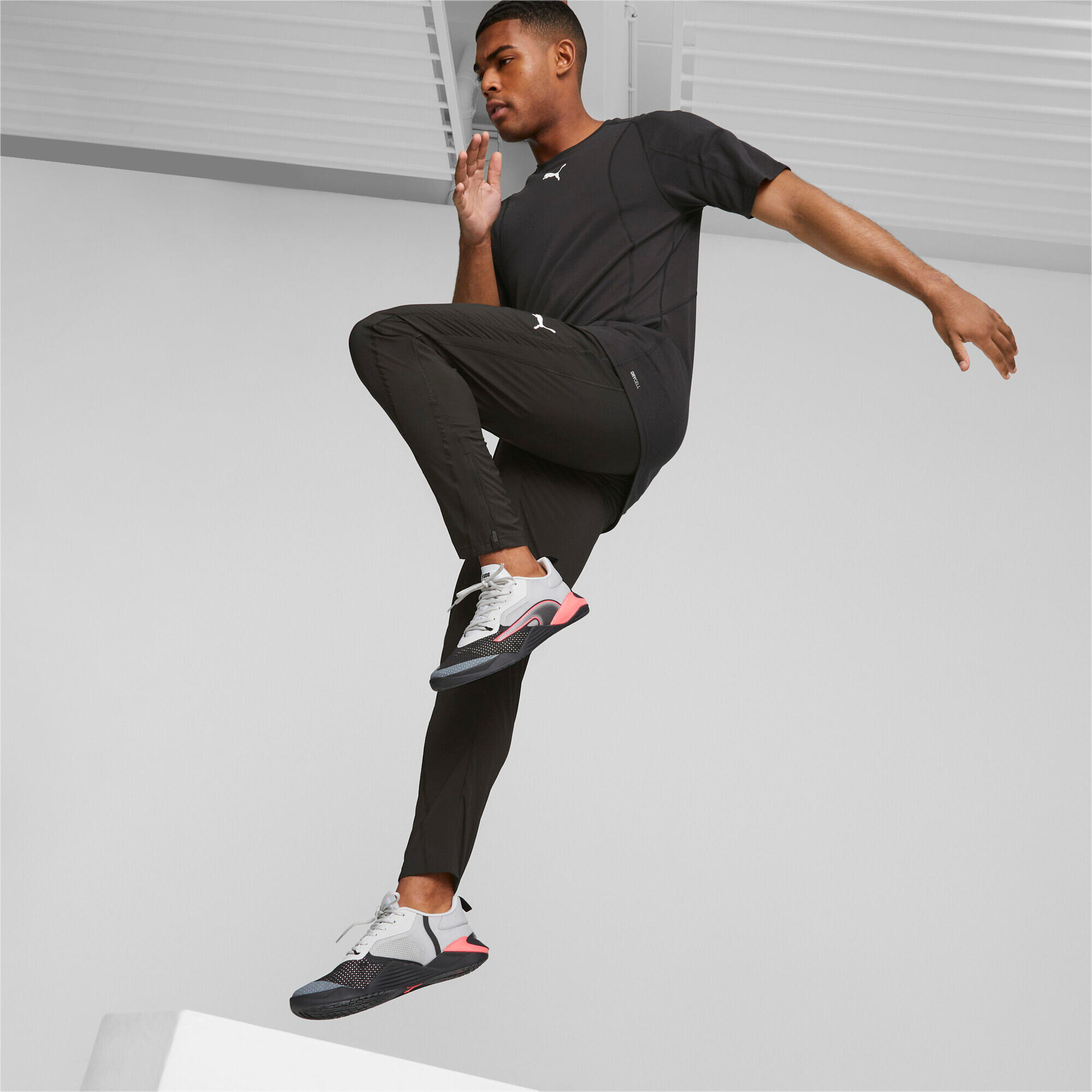 Jogging Puma Fit Woven 5/7