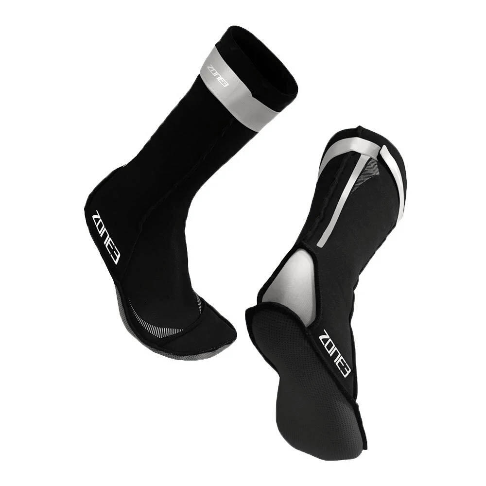 ZONE3 Neoprene Swim Socks Black/Silver - M 1/5