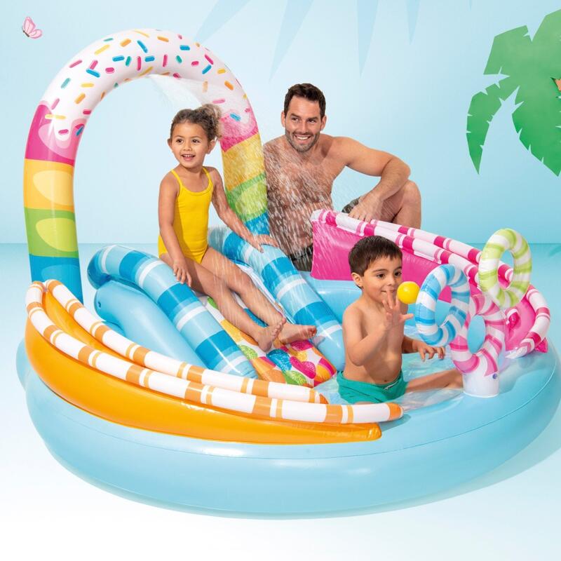 Centro de juegos hinchable agua Candy c/difusor, tobogán y juegos de bolas INTEX