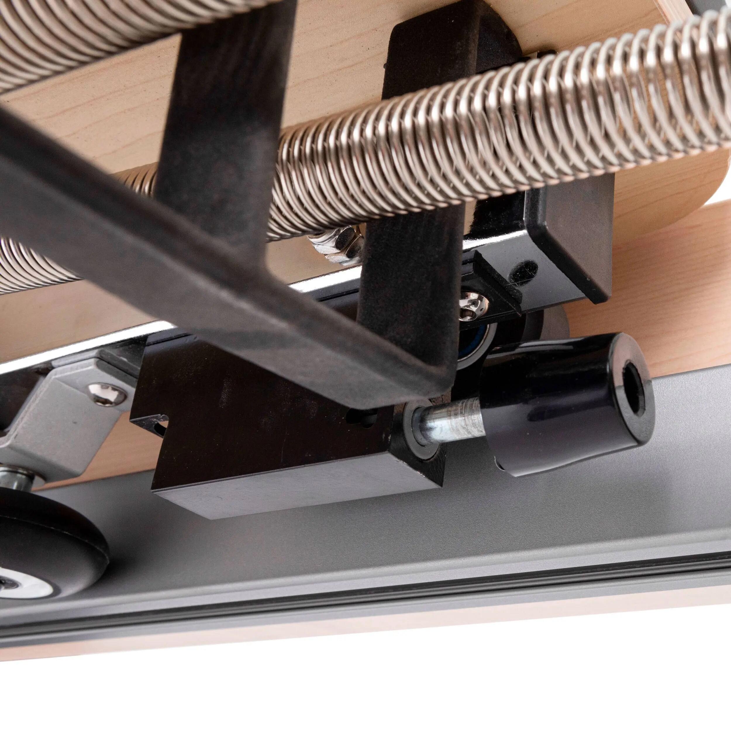 Pilates Reformer Elina Pilates Master Instructor Noir avec Tour 7/7