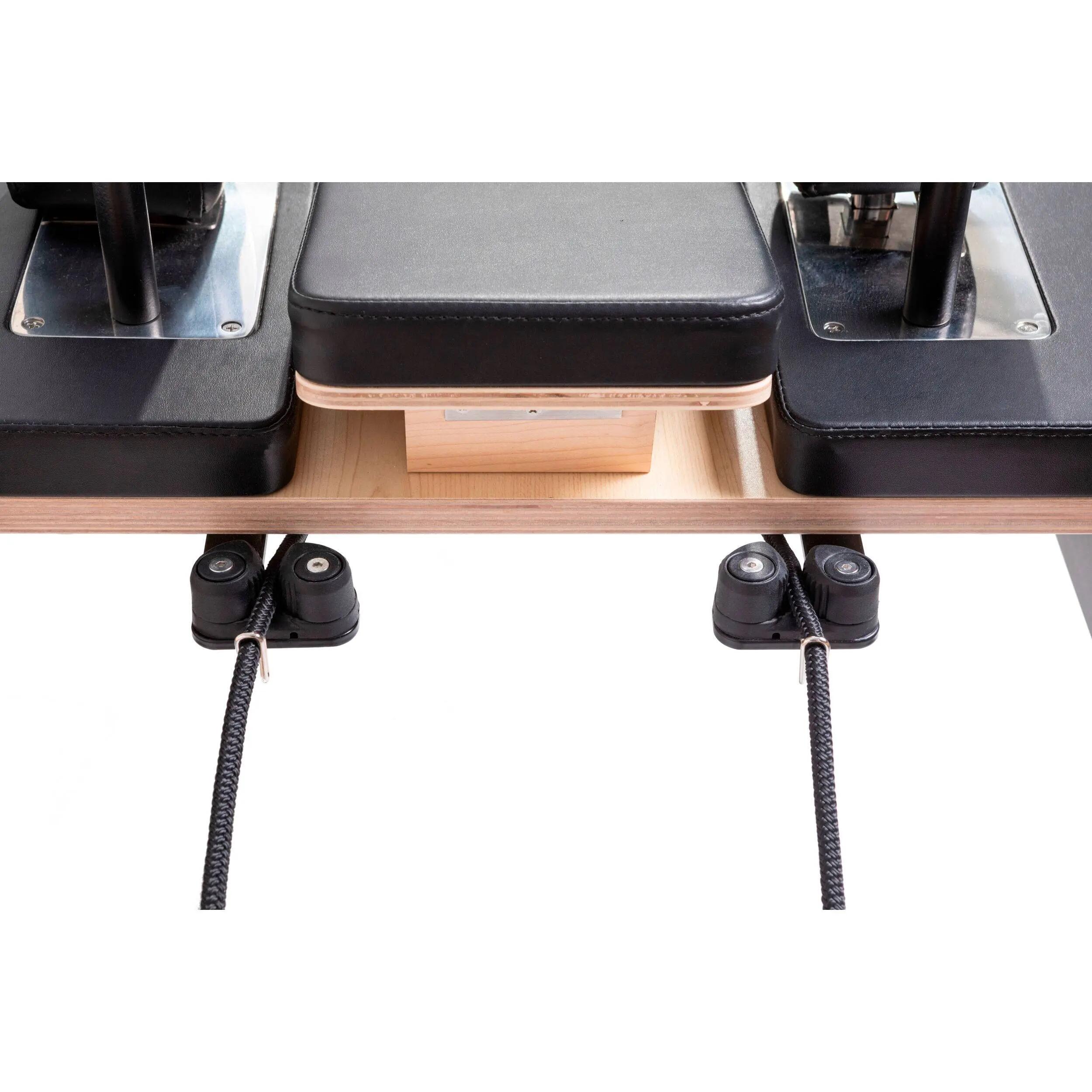 Pilates Reformer Elina Pilates Master Instructor Noir avec Tour 6/7