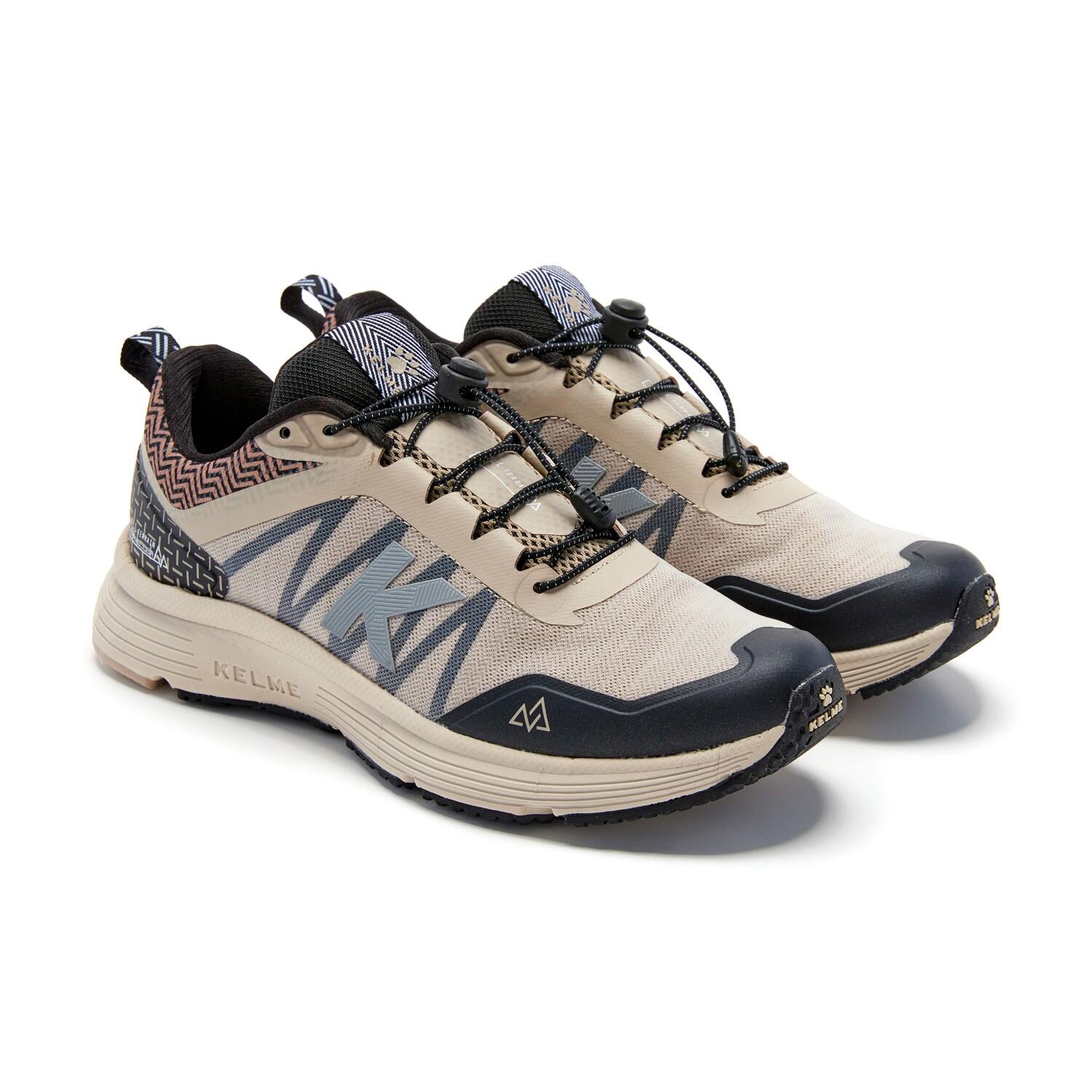 Zapatillas Running Kelme World Travel Unisex  Negro 5/5