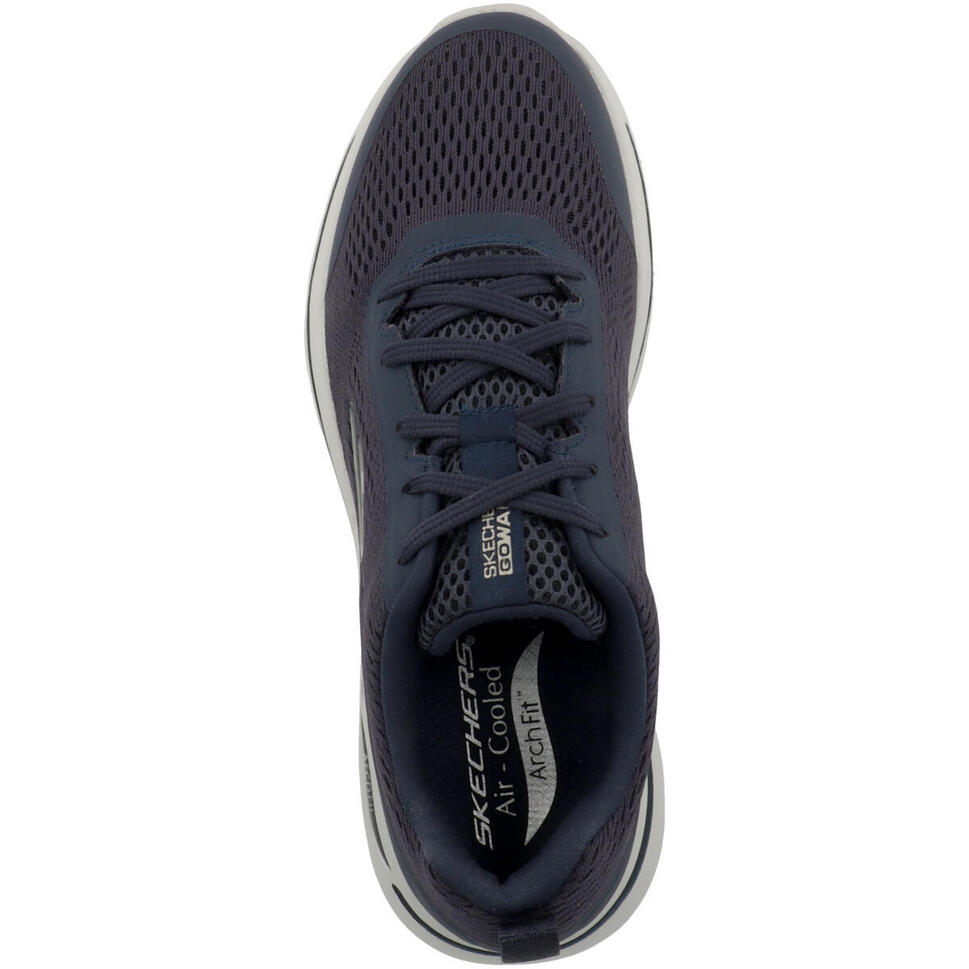 Obuwie treningowe Mężczyzna Skechers Go Walk Arch Fit granatowy