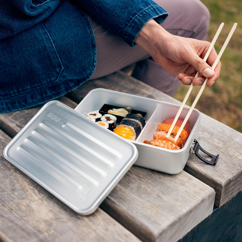 SIGG Lunch Box Metal Silber Plus 0.8L, BPA-frei, Leicht, Spülmaschinenfest 2/8
