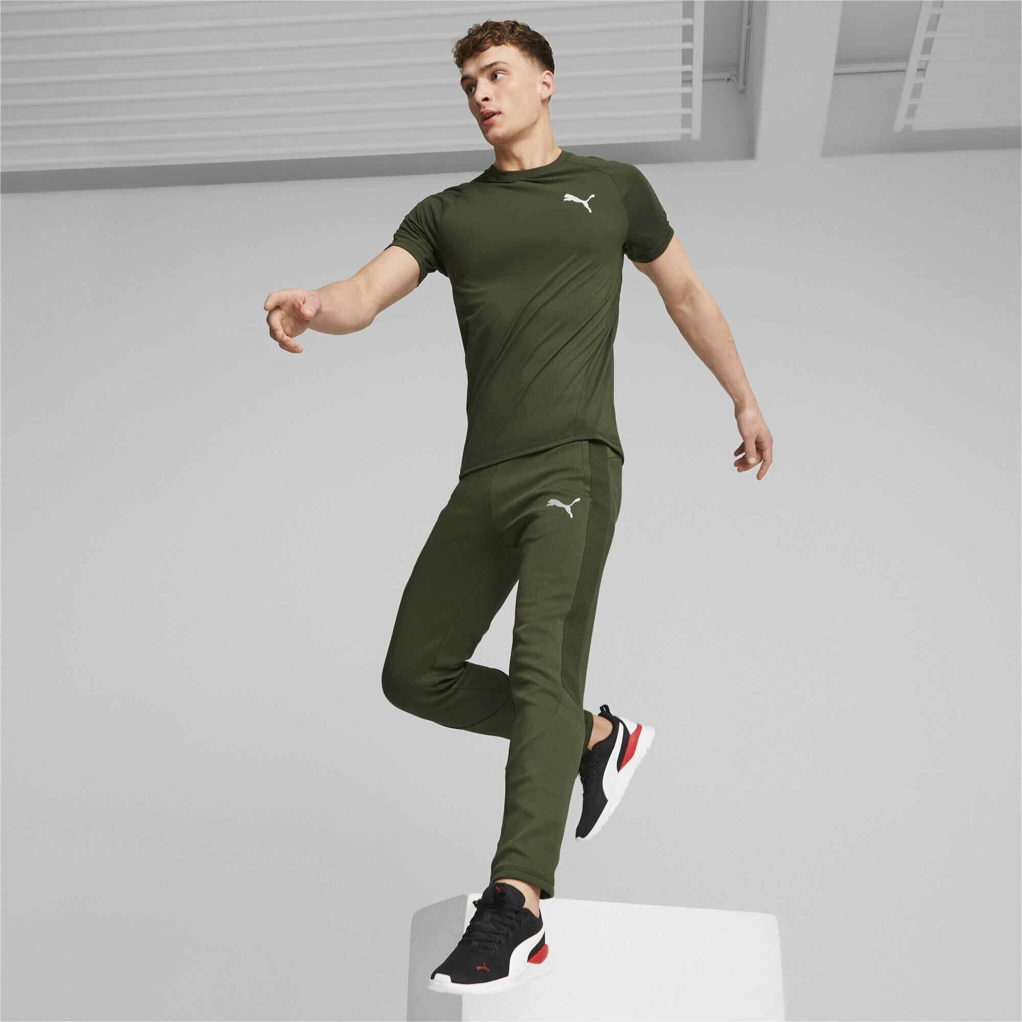 Pantalones de chándal evoSTRIPE Hombre PUMA Myrtle Green 3/7