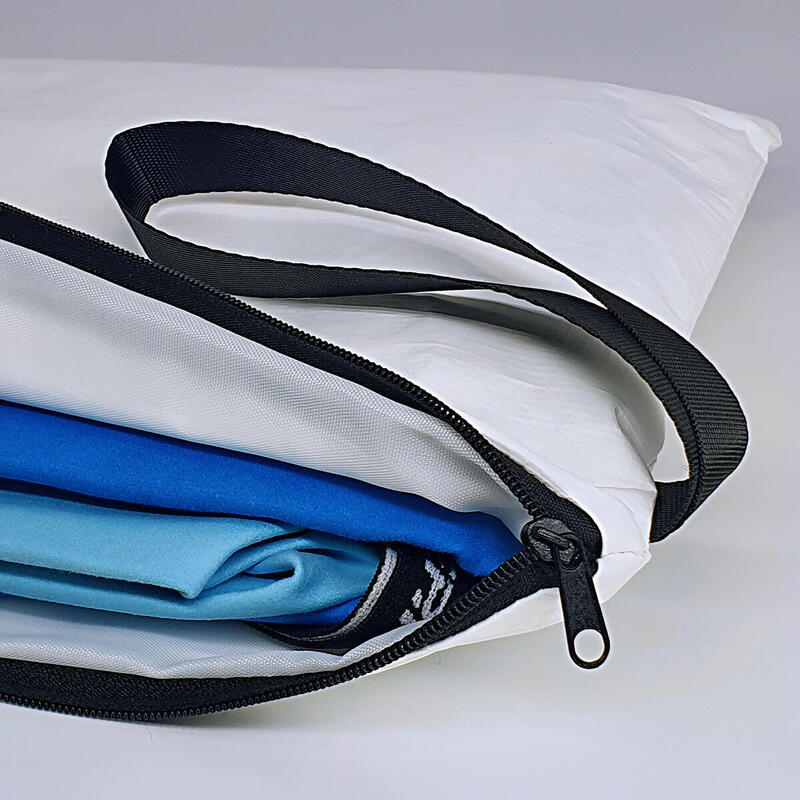 成人中性UPF 50+防曬保暖風速乾布斗篷衣 - 白色/藍色