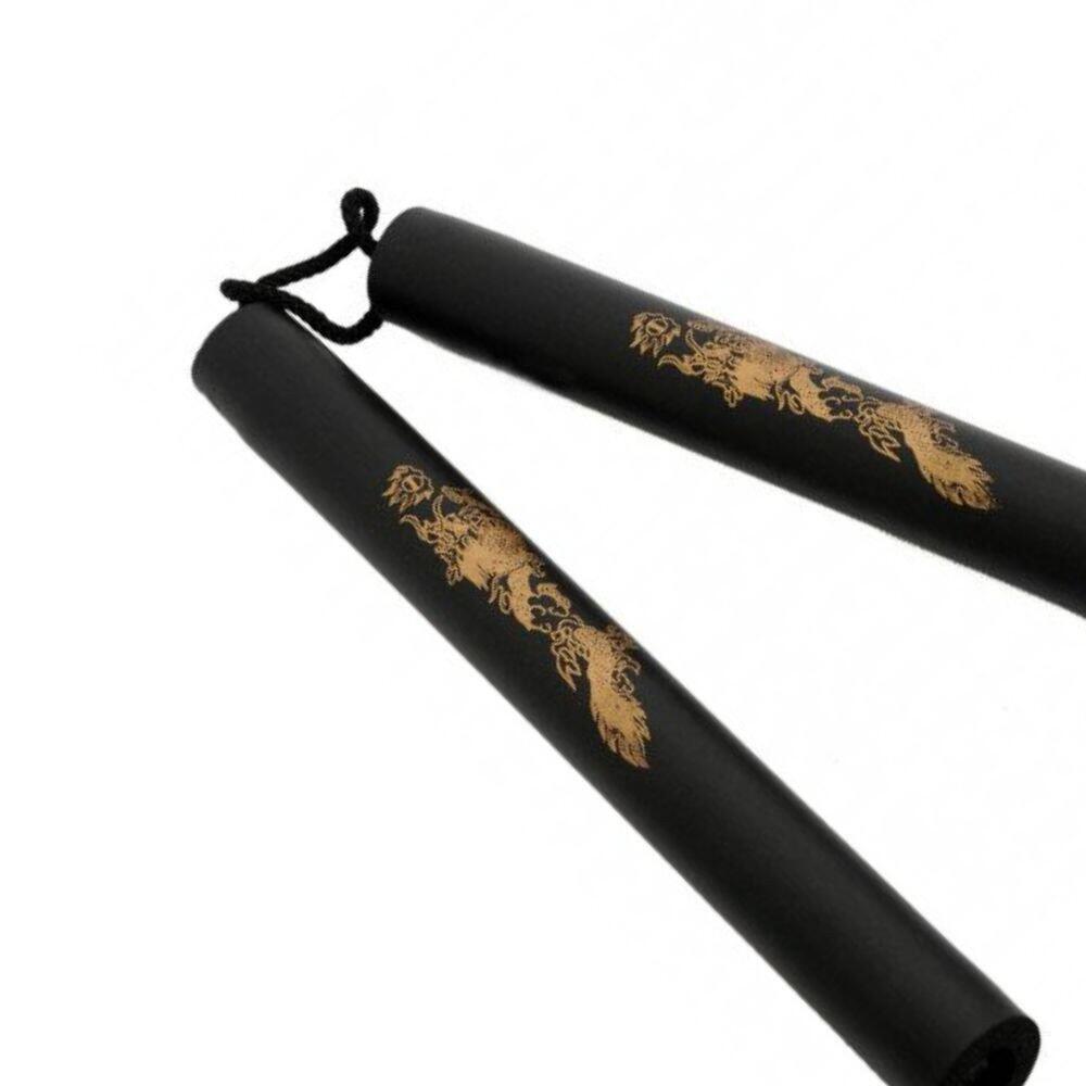 Nunchaku met zwart en gouden schuimrubberen touw 2/3