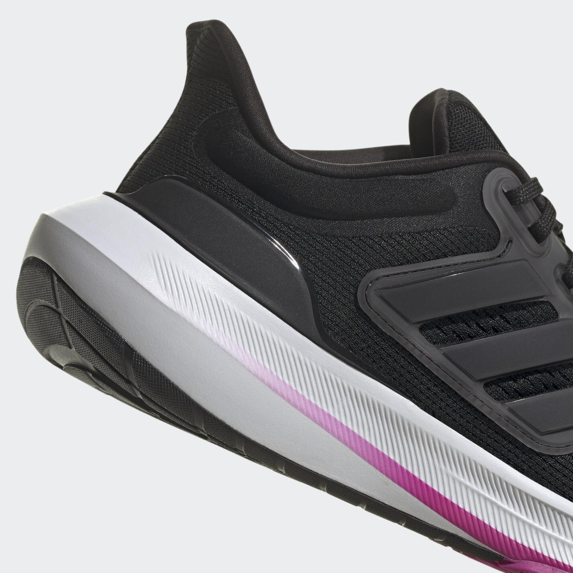 Zapatilla Ultrabounce 6/7