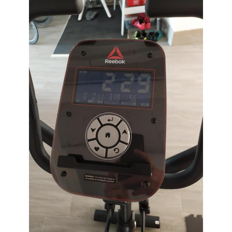 Gebraucht - Crosstrainer - cardio - A4.0 Silber - Sehr guter Zustand