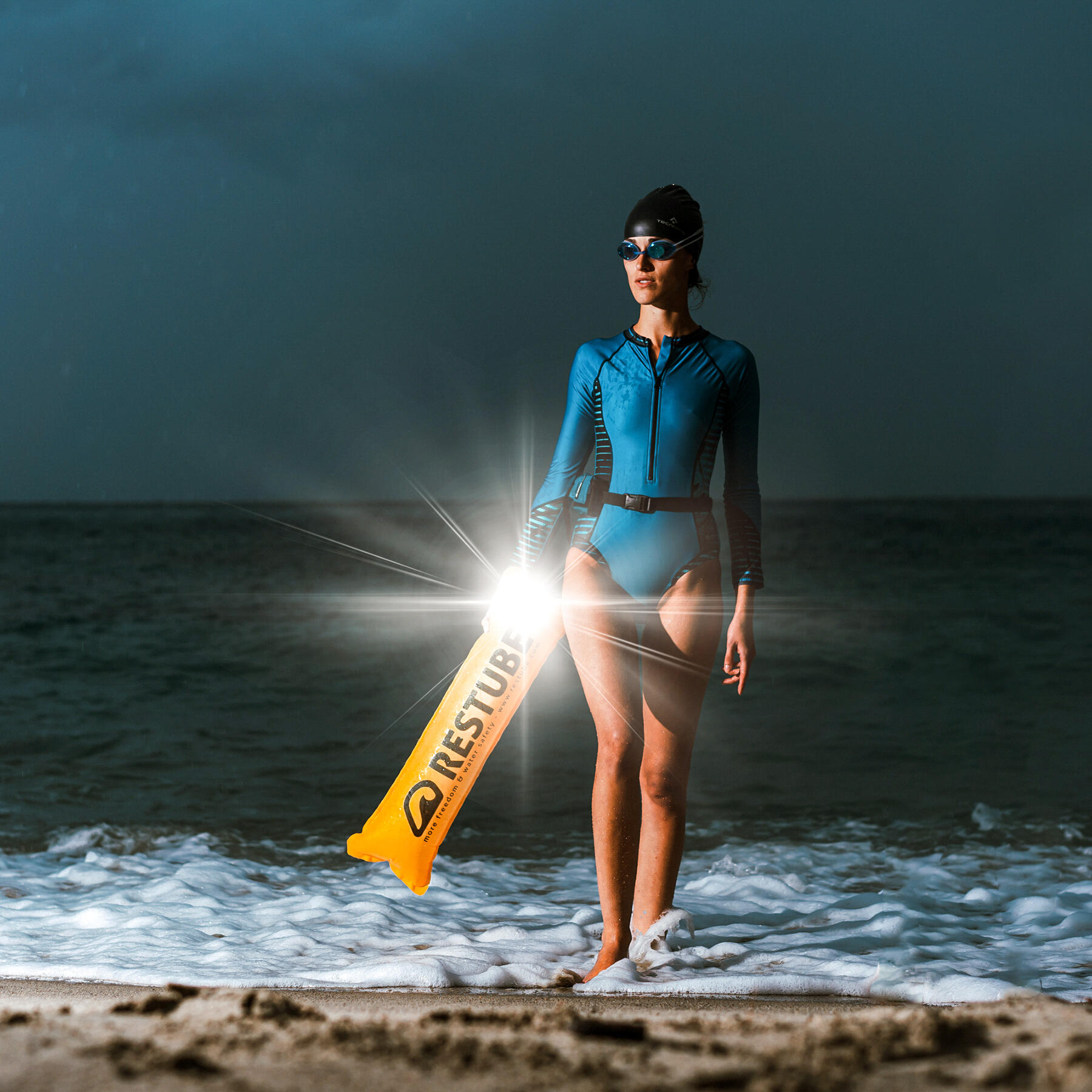 Luce LED impermeabile di RESTUBE | Aggiunta alla boa da nuoto 3/6
