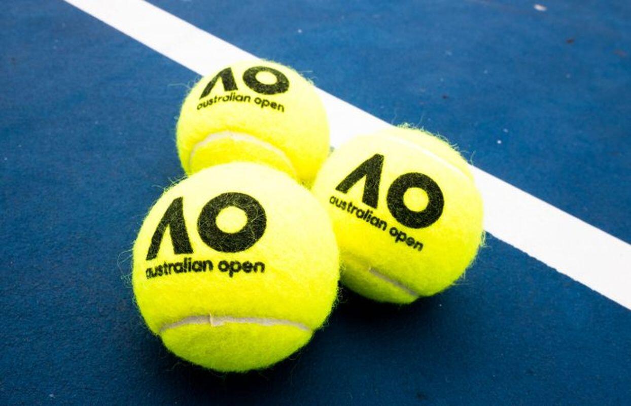 Lot de 2 tubes de 4 balles de tennis Dunlop australian open 3/3