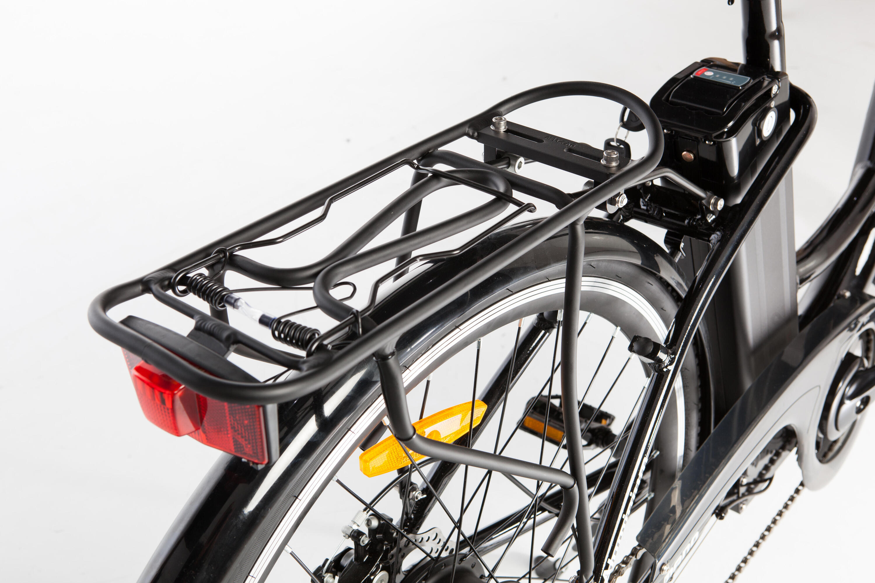 28.2 - Bicicleta eléctrica de ciudad semirrígida de 28" 6/7