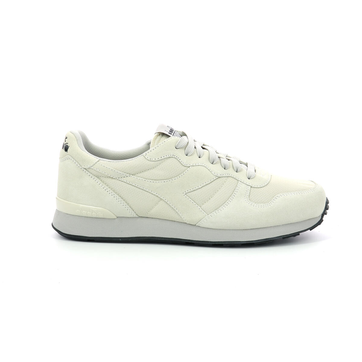 DIADORA picture
