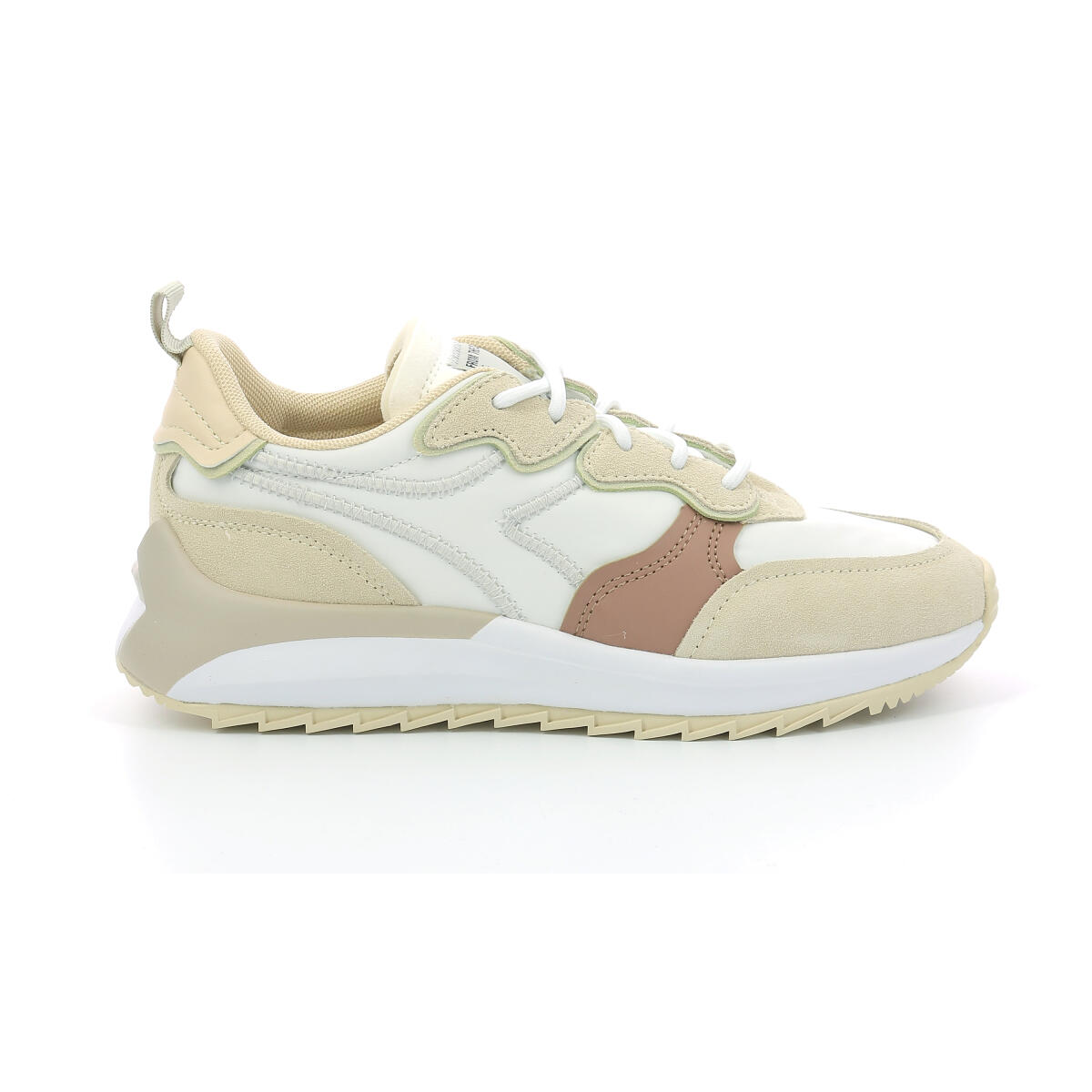 DIADORA picture