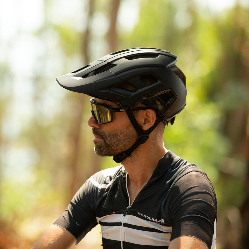 Capacete BTT Mountain Pro Preto/Vermelho