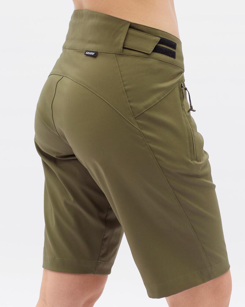 Pantalón corto de mujer Silvini Patria 4/4