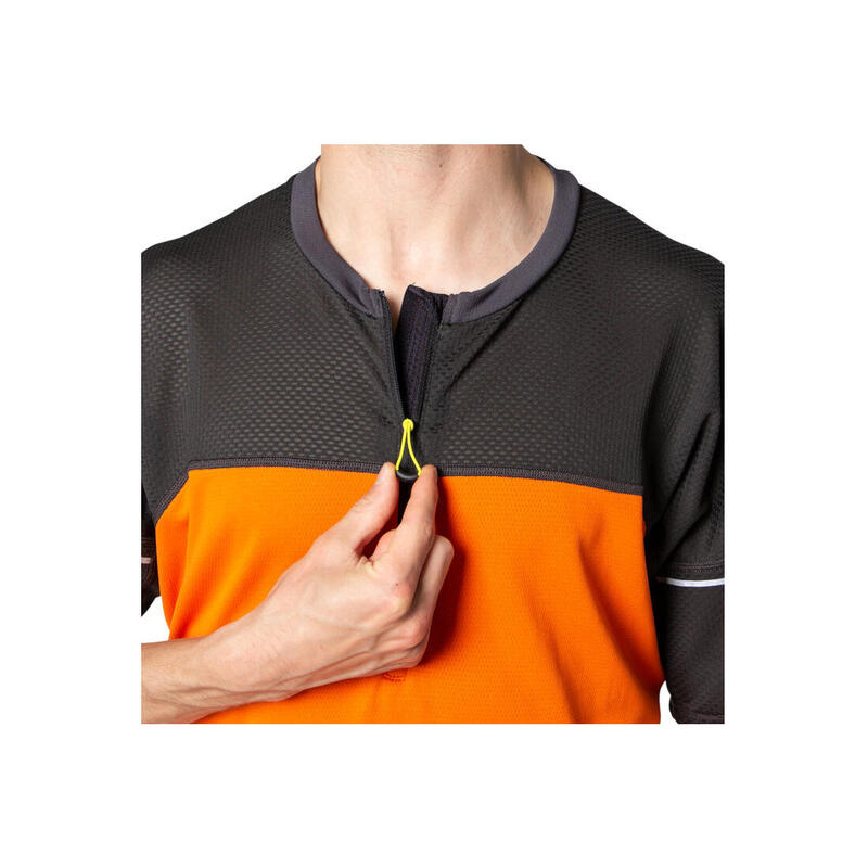 T-shirt desportiva de manga curta Asics Fujitrail Top para homem