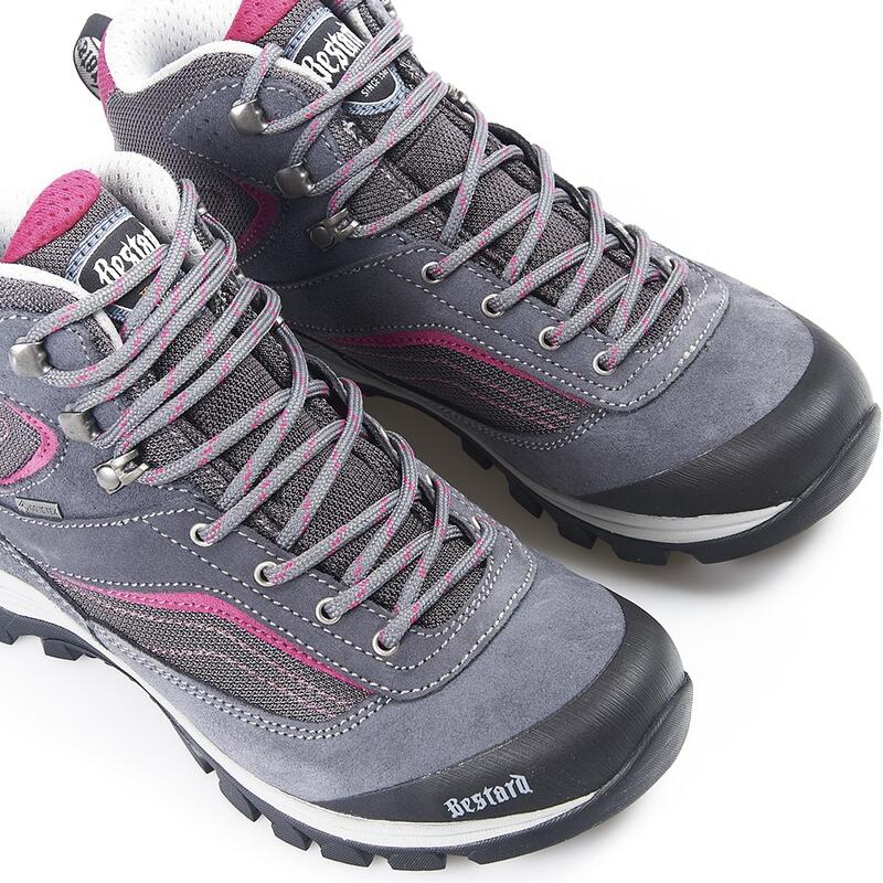 Botas impermeables para mujer senderismo y trekking Bestard Aroa W Gris