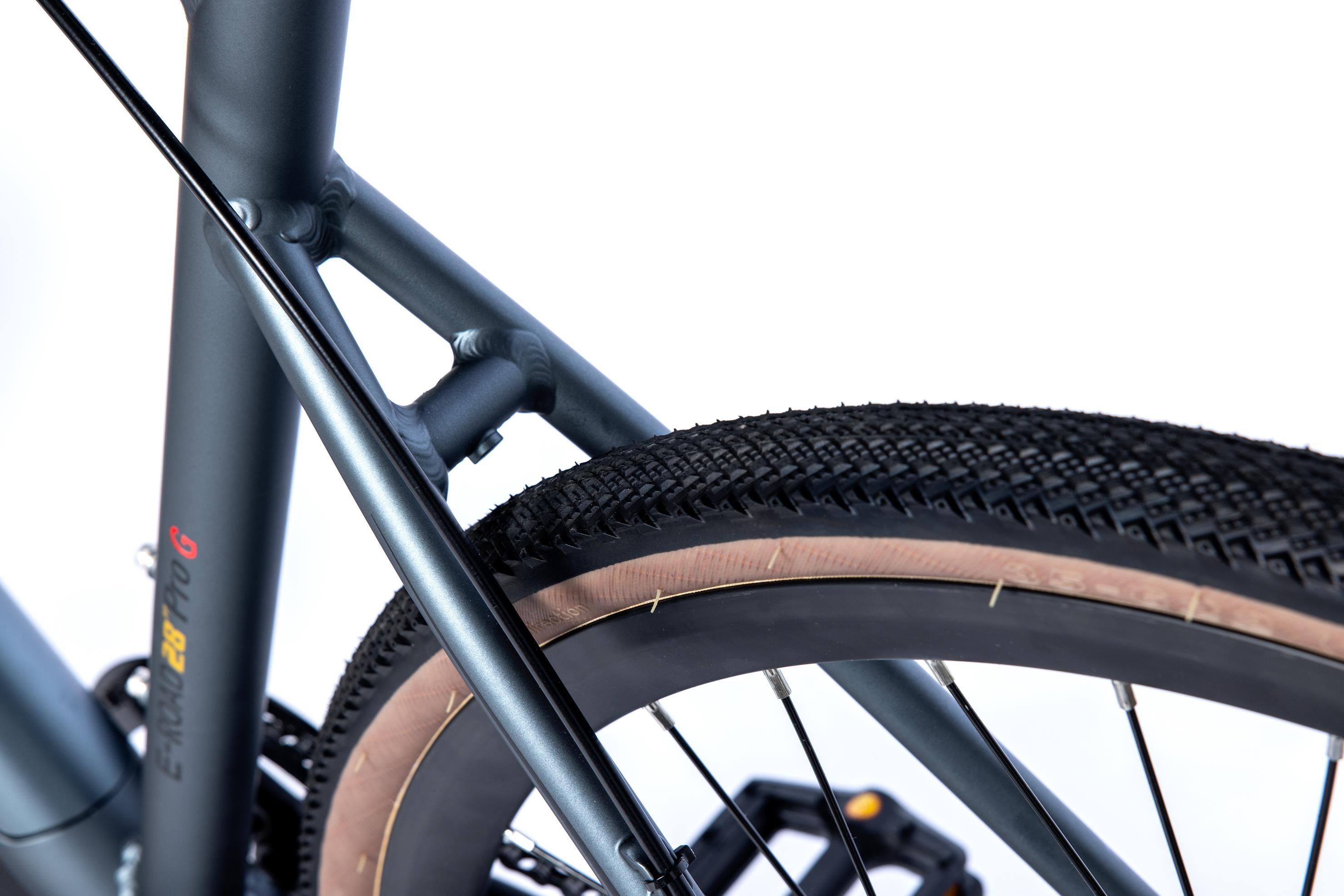 E-GRAVEL  28PRO - SHIMANO ALTUS 8V - Remmen met TEKTRO schijfremmen. 7/7