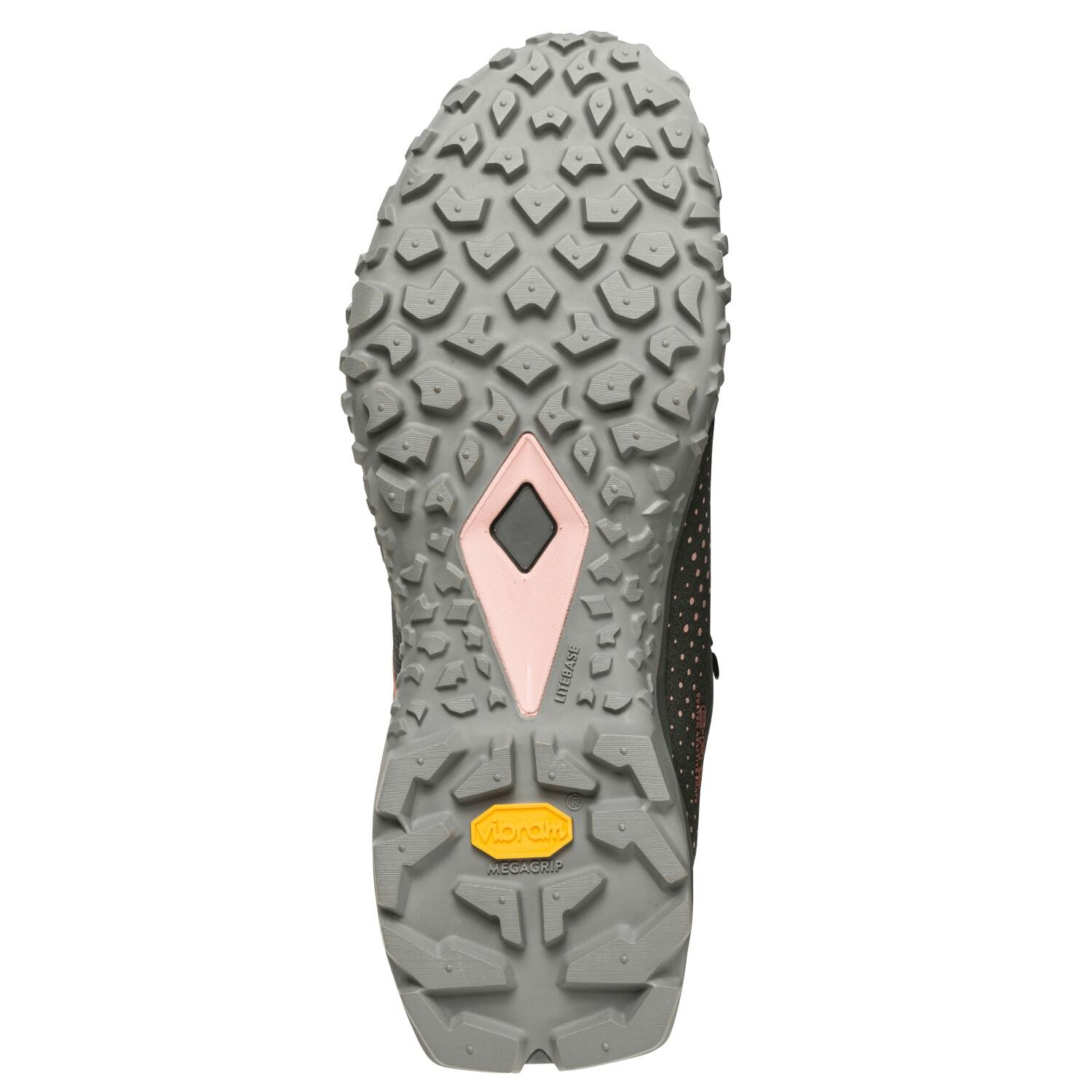 Botas de montaña de mujer Tecnica  MAGMA S MID Gore-Tex gris 2/4