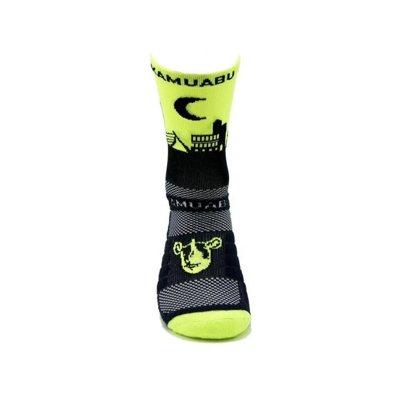 CALCETINES DE RUNNING #NOCHE unisex - KAMUABU color AMARILLO FLÚOR Breeze