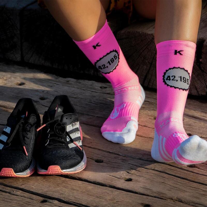 MEIAS DE CORRIDA I AM MARATHON (1 LINHA) FLUOR ROSA