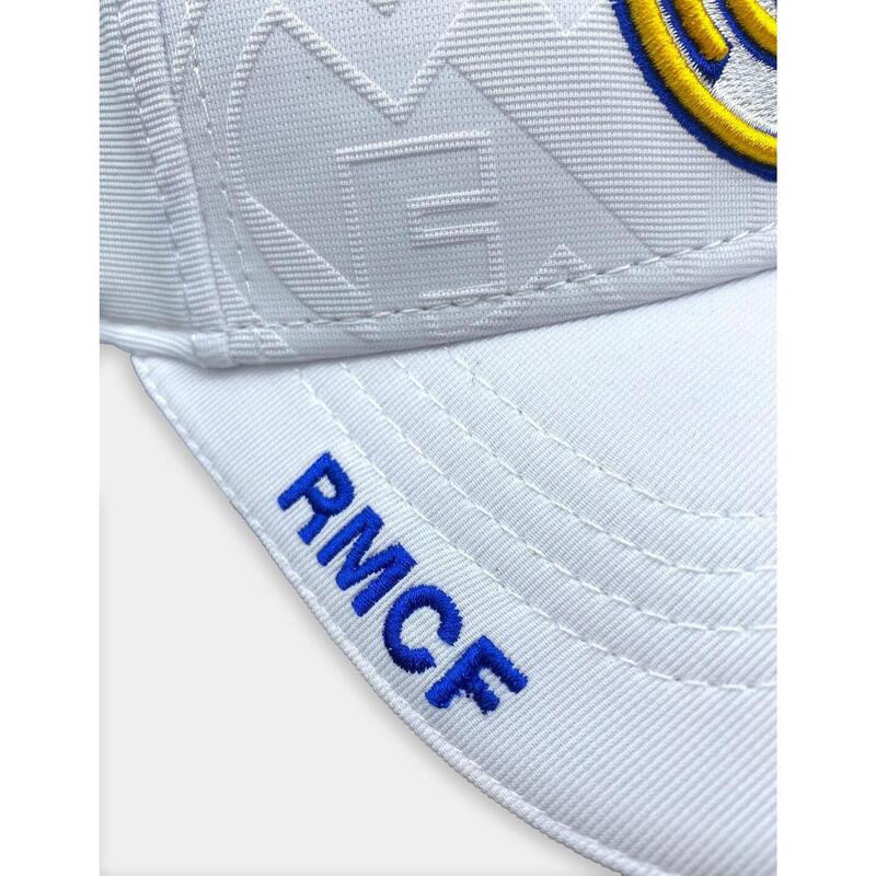 Fútbol Real Madrid Gorra Escudo Bordado Color Blanco Talla junior.