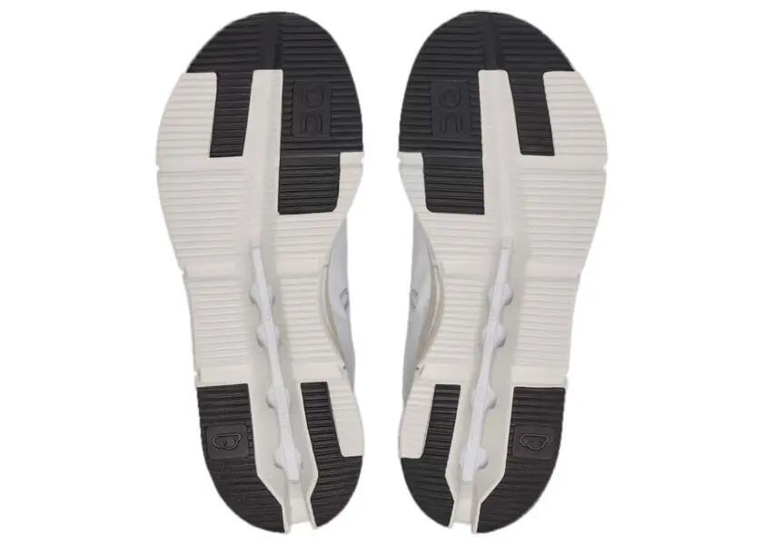 Chaussure ON Cloudnova Form femme textile/synthétique semelle caoutchouc 6/7