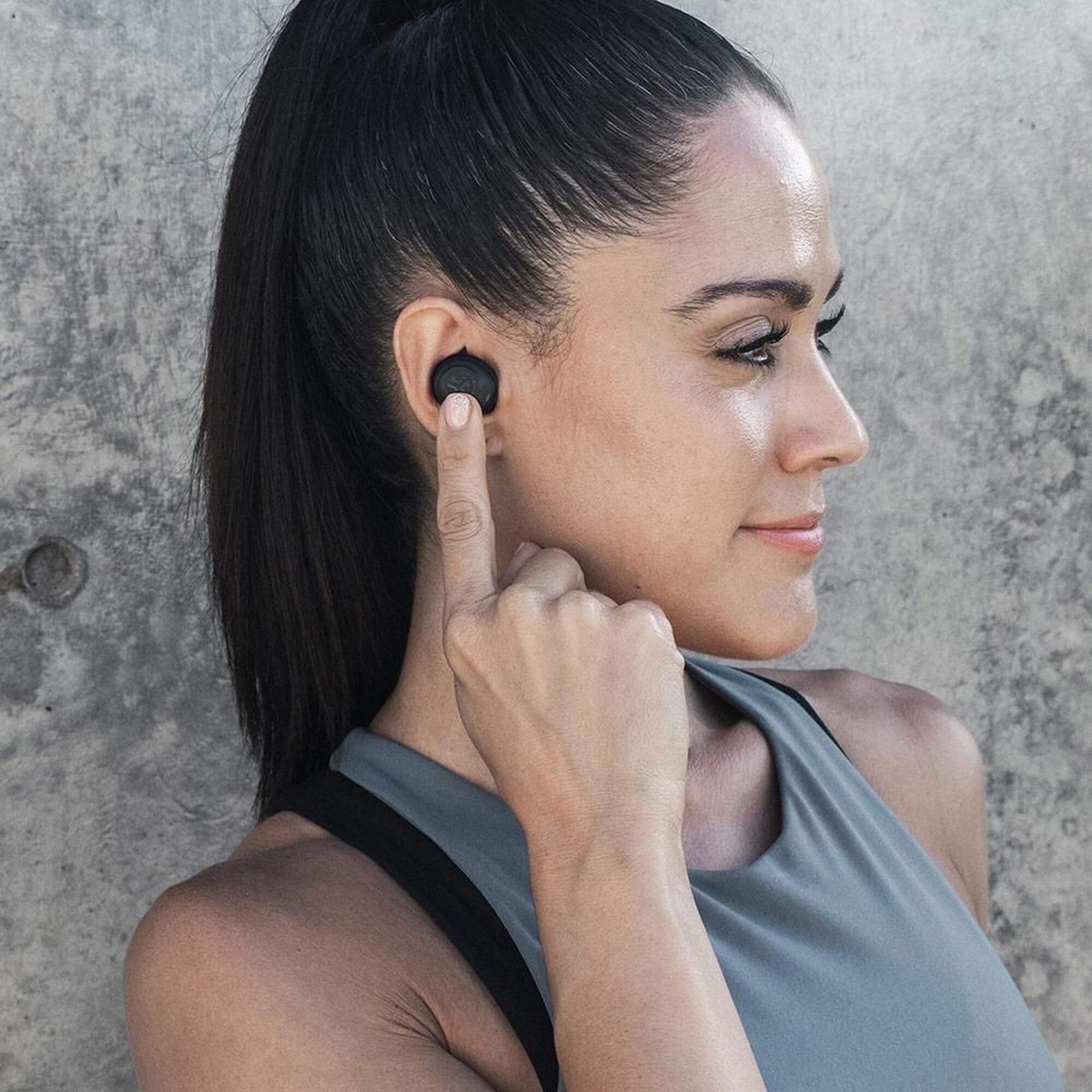 Jbuds air draadloze bluetooth hoofdtelefoon zweetbestendig ip55 6/7