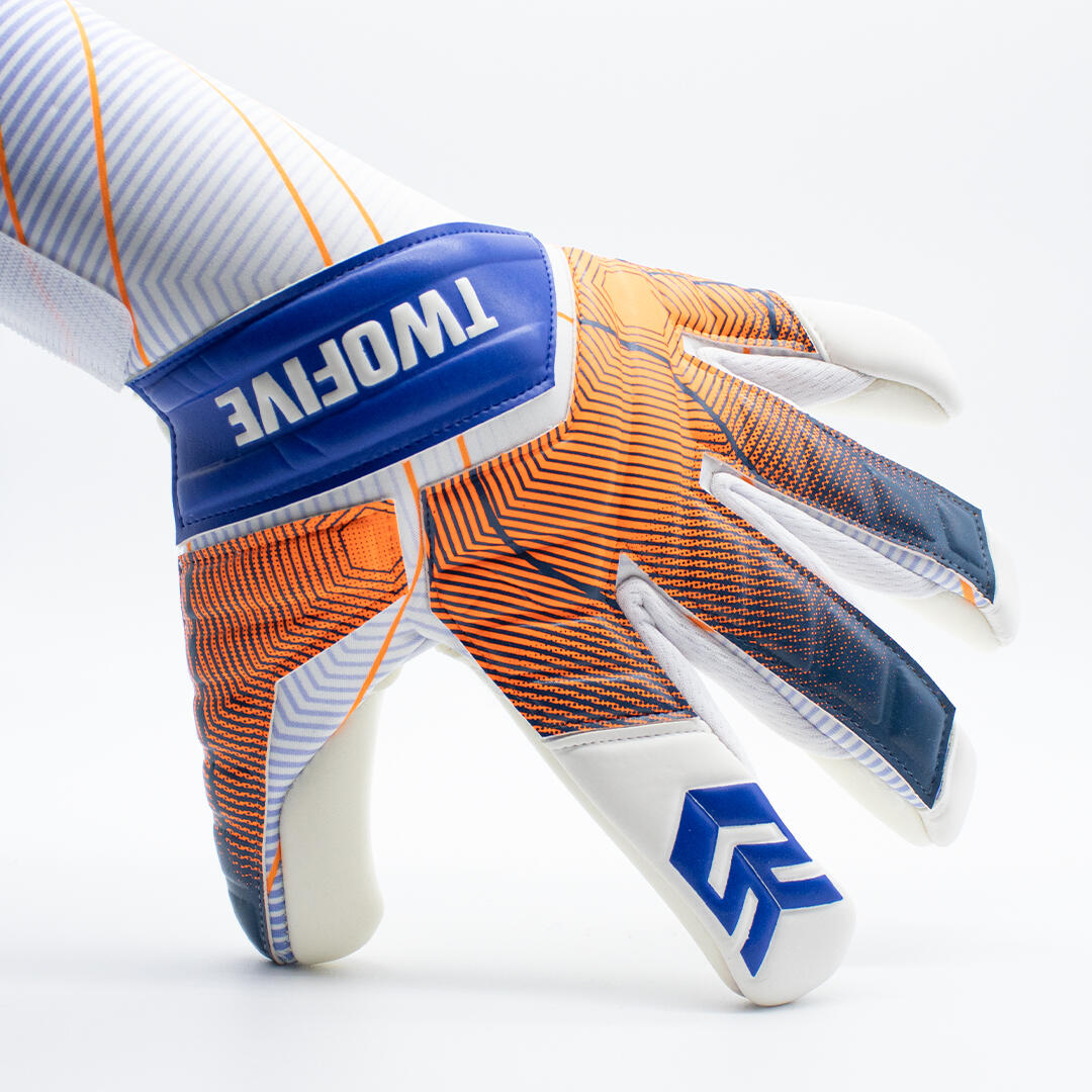 TwoFive Manaos'14 Advance goalkeeper gloves