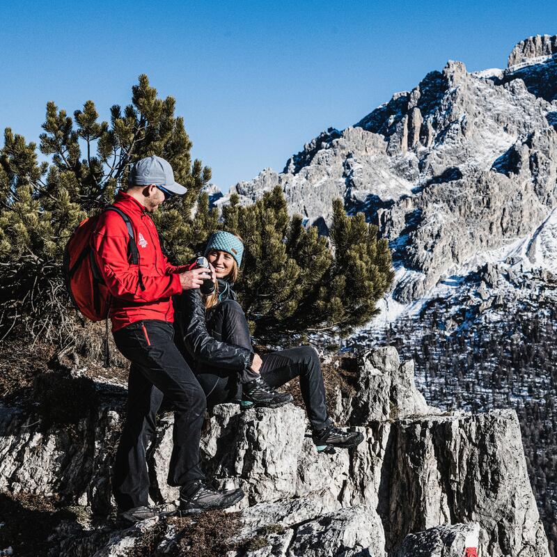 chaussures de trekking femme STINGER W'S GTX NOIR-AZUR