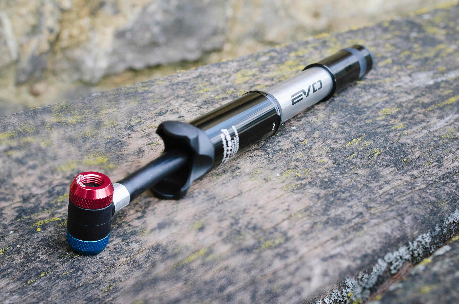 Pompe à main - Infla Mini Evo BTT noir 2/3
